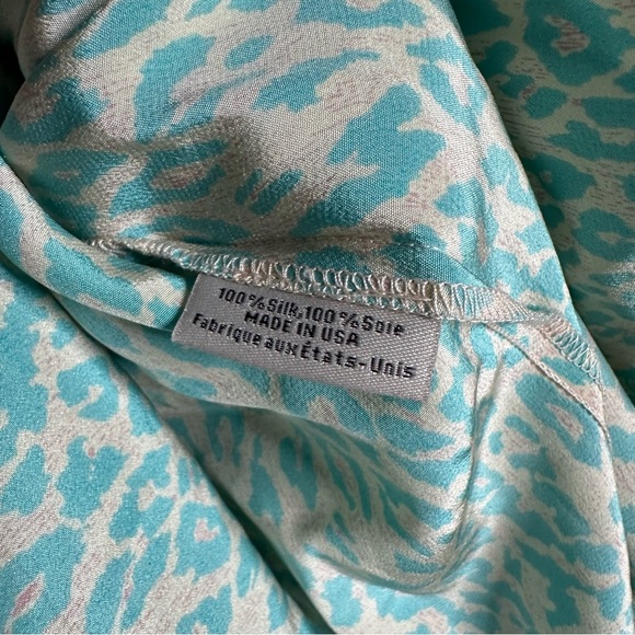 Tucker silk button front long sleeve belted dress - Picture 5 of 5